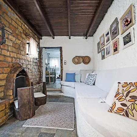 Giafka. Rustic Traditional House Strongyli (Benitses)